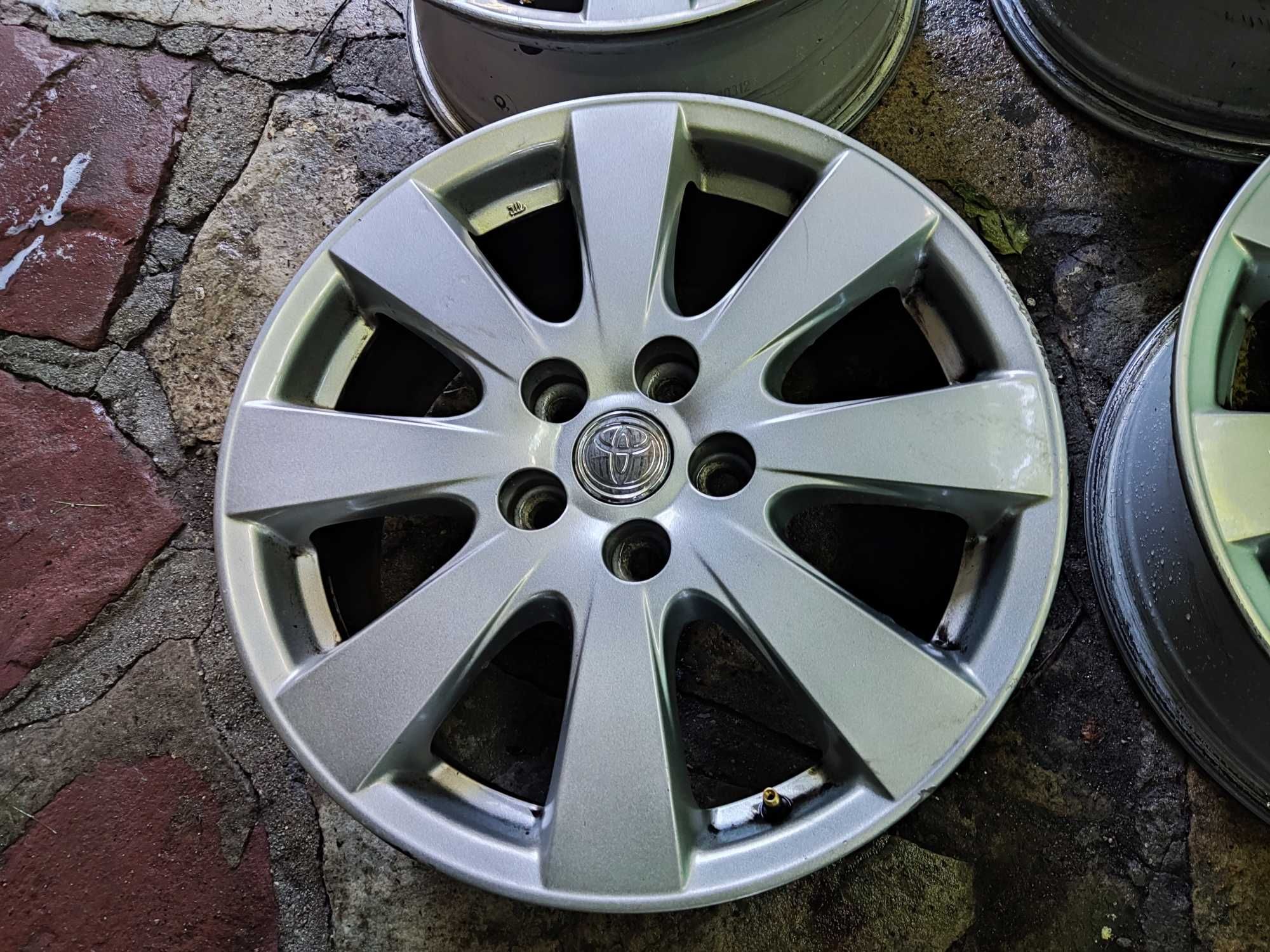 Тойота 17 цола оригинални лети джанти - 5x114,3 Toyota ET45