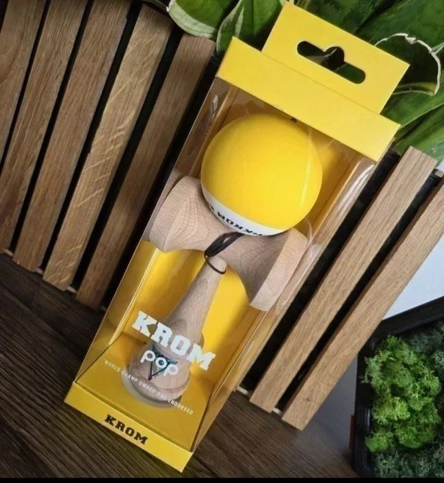 KROM pop-nou nouță