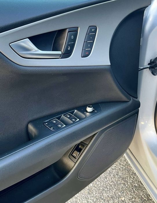 Audi a 7 3.0 tdi qoatro 245cp