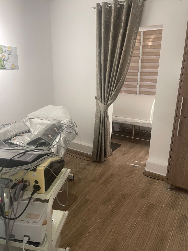 Inchiriez Salon beauty/ spațiu comercial/ birou