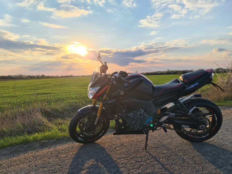 Yamaha fz8 naked