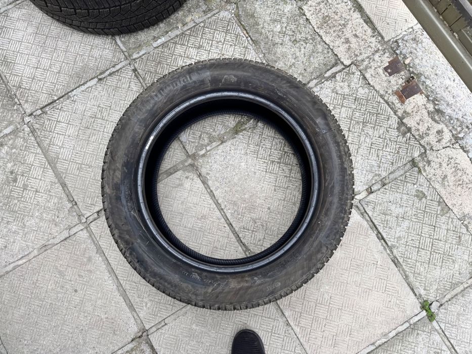Зимни Гуми Continental 245/50 R19 V XL