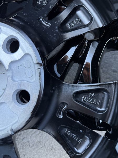 16цола TOYOTA 5x114.3 Тойота 5х114.3 4бр Оригинални