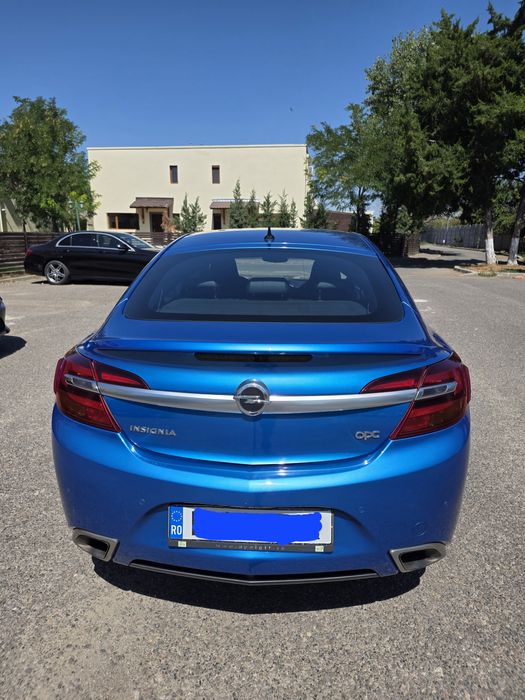 Opel Insignia 2.8 v6 OPC 2014 325 HP 4 × 4