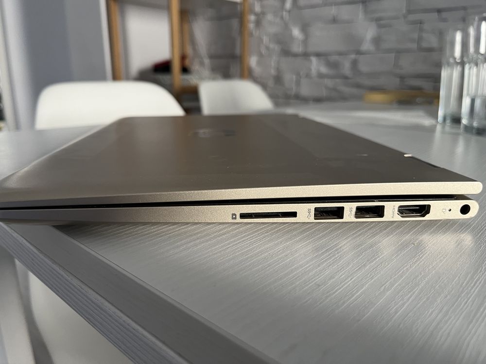 Laptop HP Pavilion Touchscreen i5