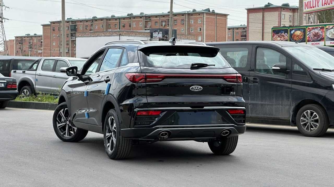 Jac JS6 sotuvga tayyor