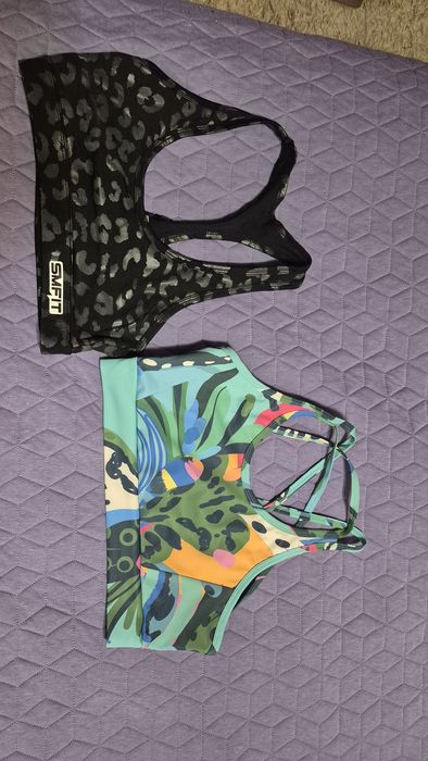 Дамски спортни бюстиета