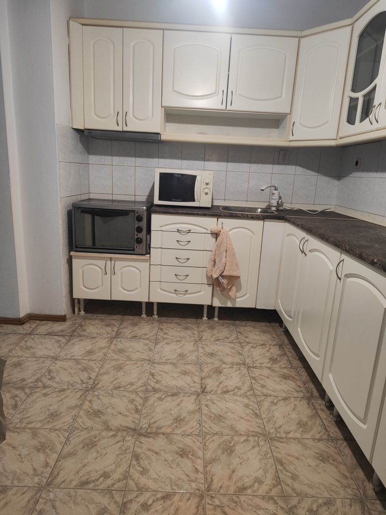Кухня с секашета