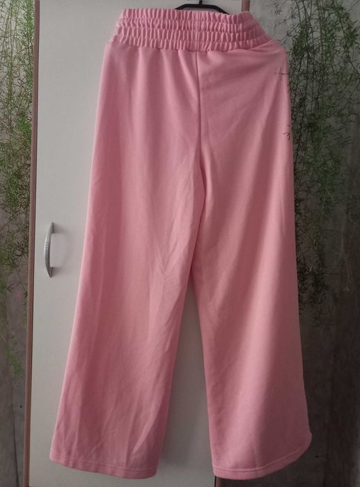Широк розов панталон