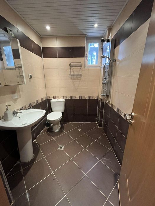 Дава се под наем Тристаен апартамент в Пловдив, Кършияка - 97 кв.м за 525 € - Снимка #10