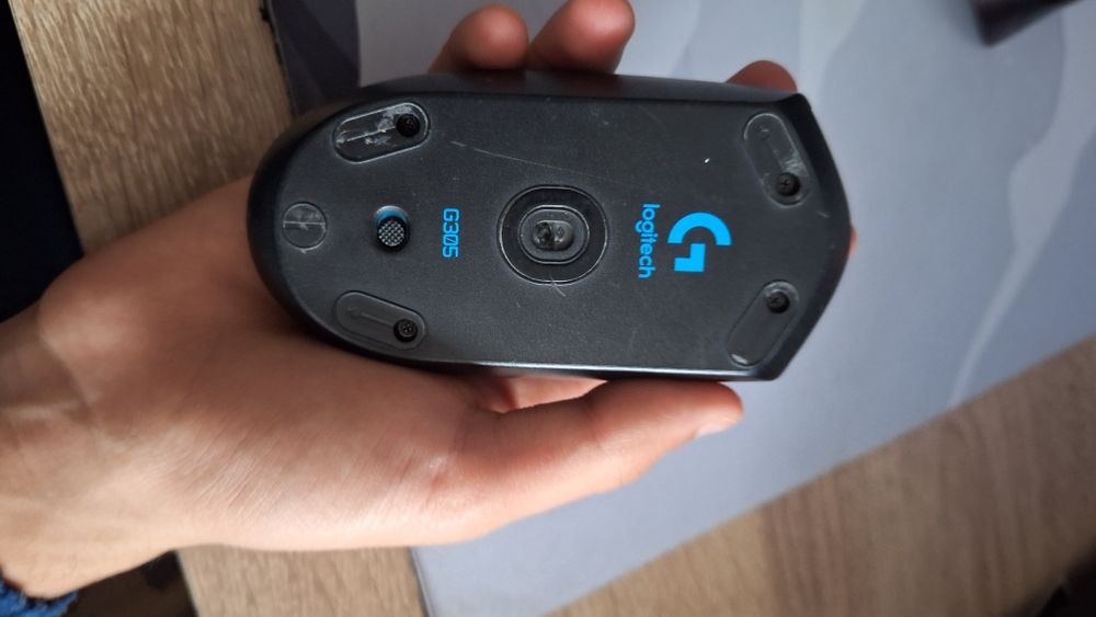 Mouse Logitech G305-Wireless- Funcționează impecabil