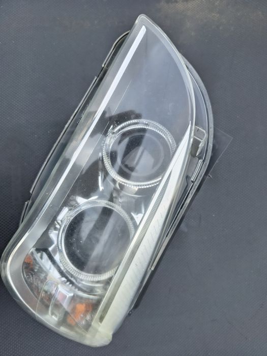 Far stânga BMW X1 E84 FACELIFT LCI 2012-2015 Bi-Xenon