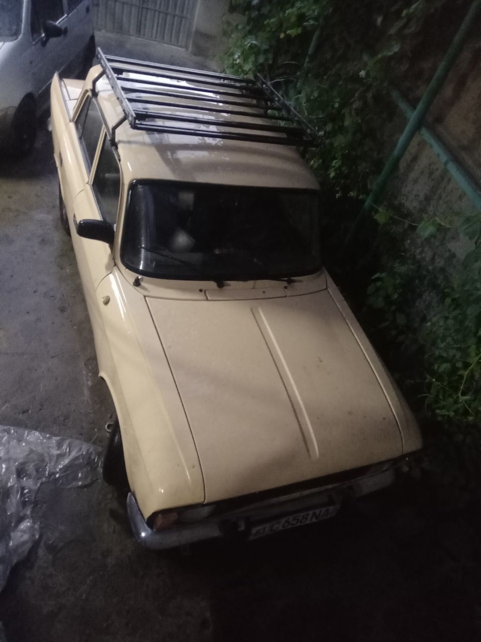 Maskvich 412 sotiladi