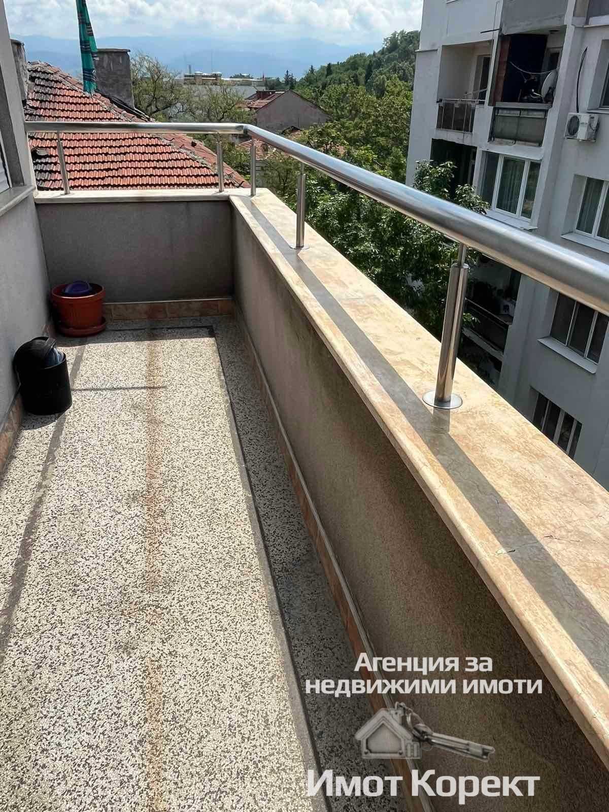 Имот Корект продава Етаж от къща, Център, гр. Пловдив