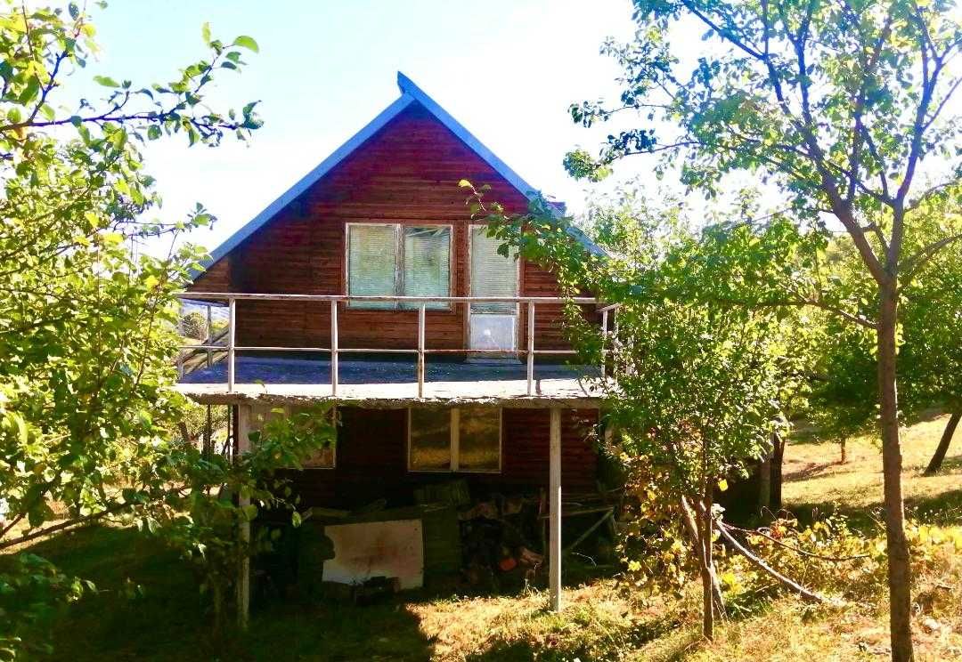 TEREN INTRAVILAN 6000m2 + CABANA in Com. Runcu, Jud. Valcea