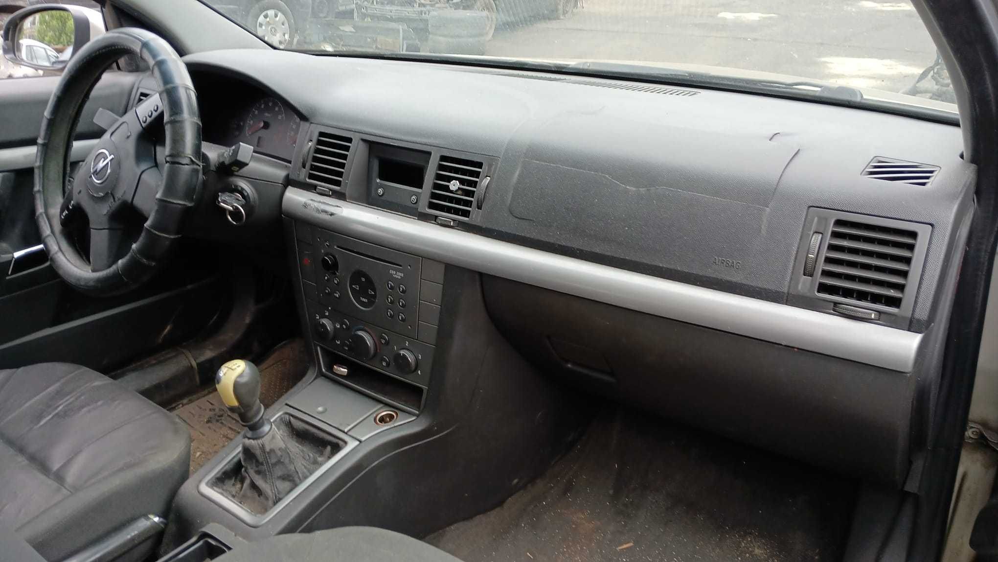 Dezmembrez Opel Vectra C 1.6 Benzina DiN 2003-Z16XE