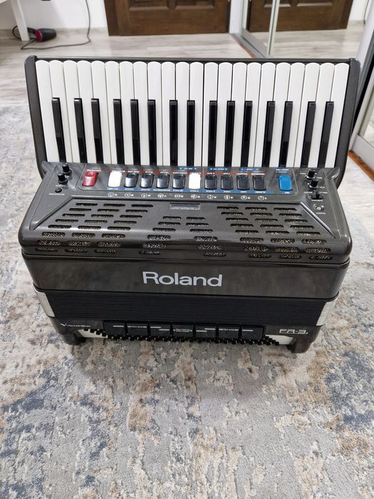 Vând Roland Fr3s