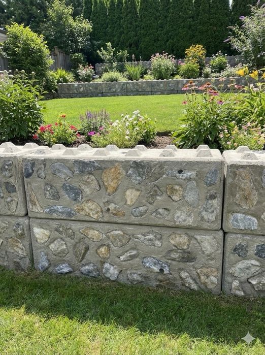 Gard din Piatră de Carieră, piatra aparenta bloc lego , bloc , beton ,