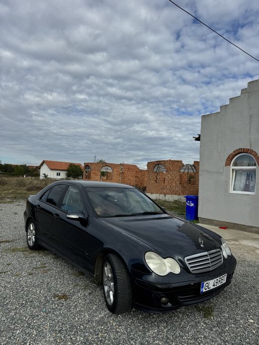 Mercedes class c200 2.0 122 CP