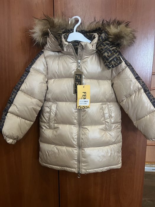 Продам курточку