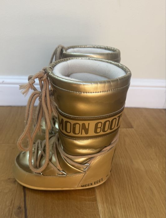 Moon boot auriu originale