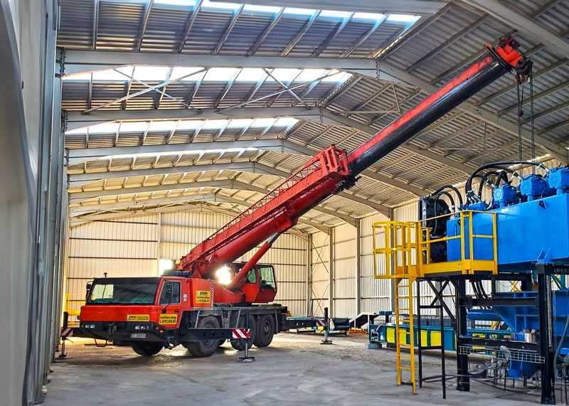 Inchiriere Automacara 45T brat extensibil pana la 50M. Auto Macarale.