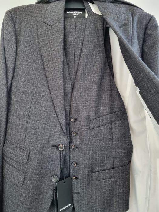 Costum nou Dsquared2 original marimea 50