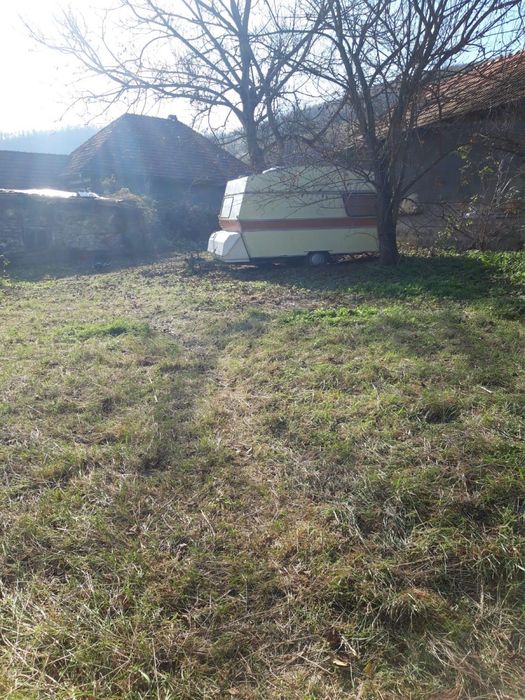 Vand teren intravilan Leasa (Halmagiu)