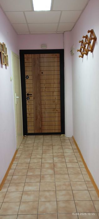 Продавам двустаен апартамент