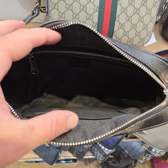 Мъжка чанта gucci