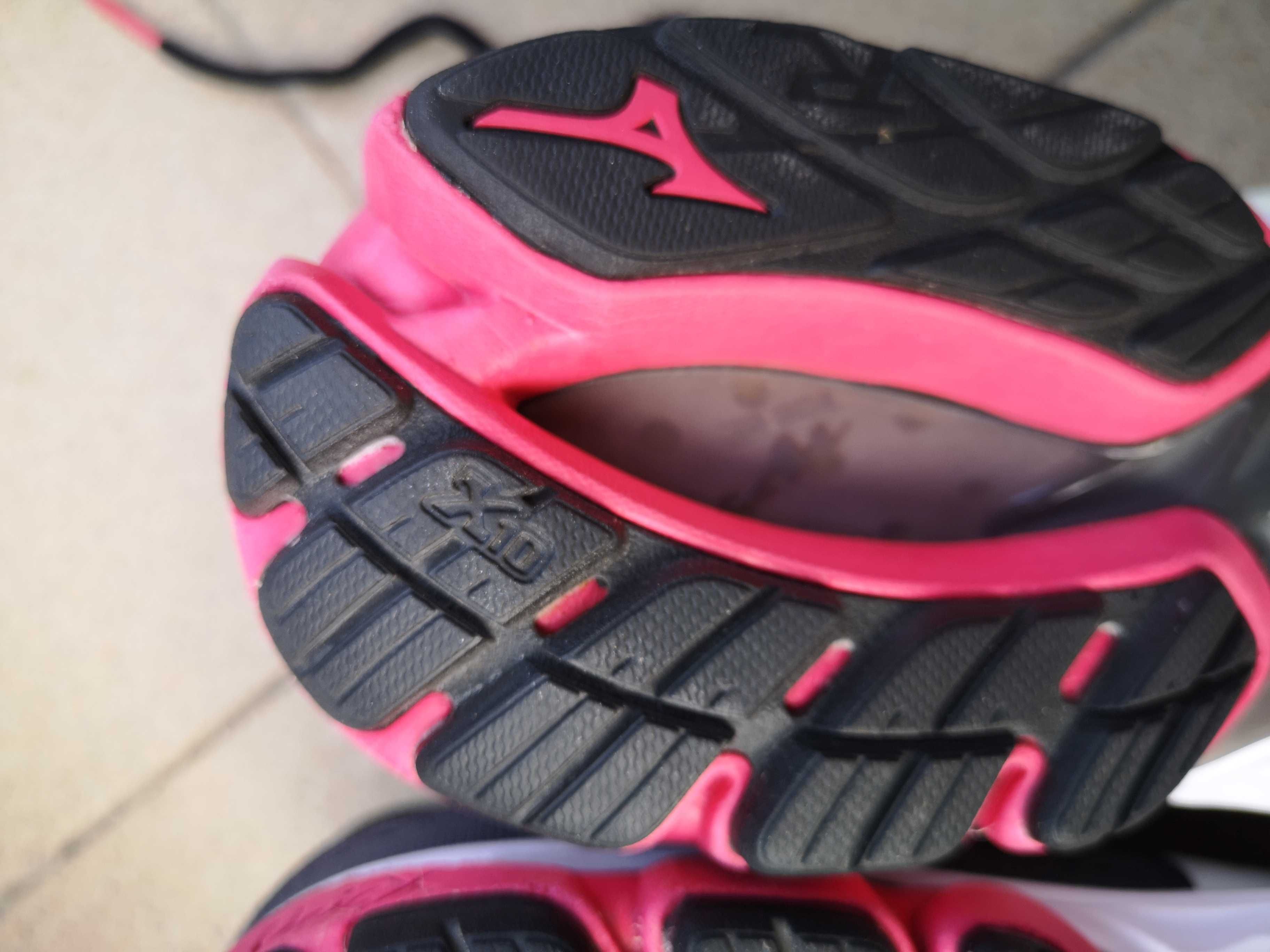 Дамски маратонки Mizuno wave rider 41 номер