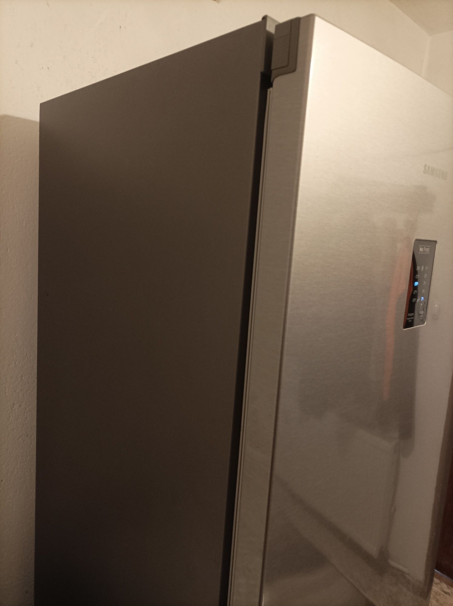 Хладилник Samsung no frost