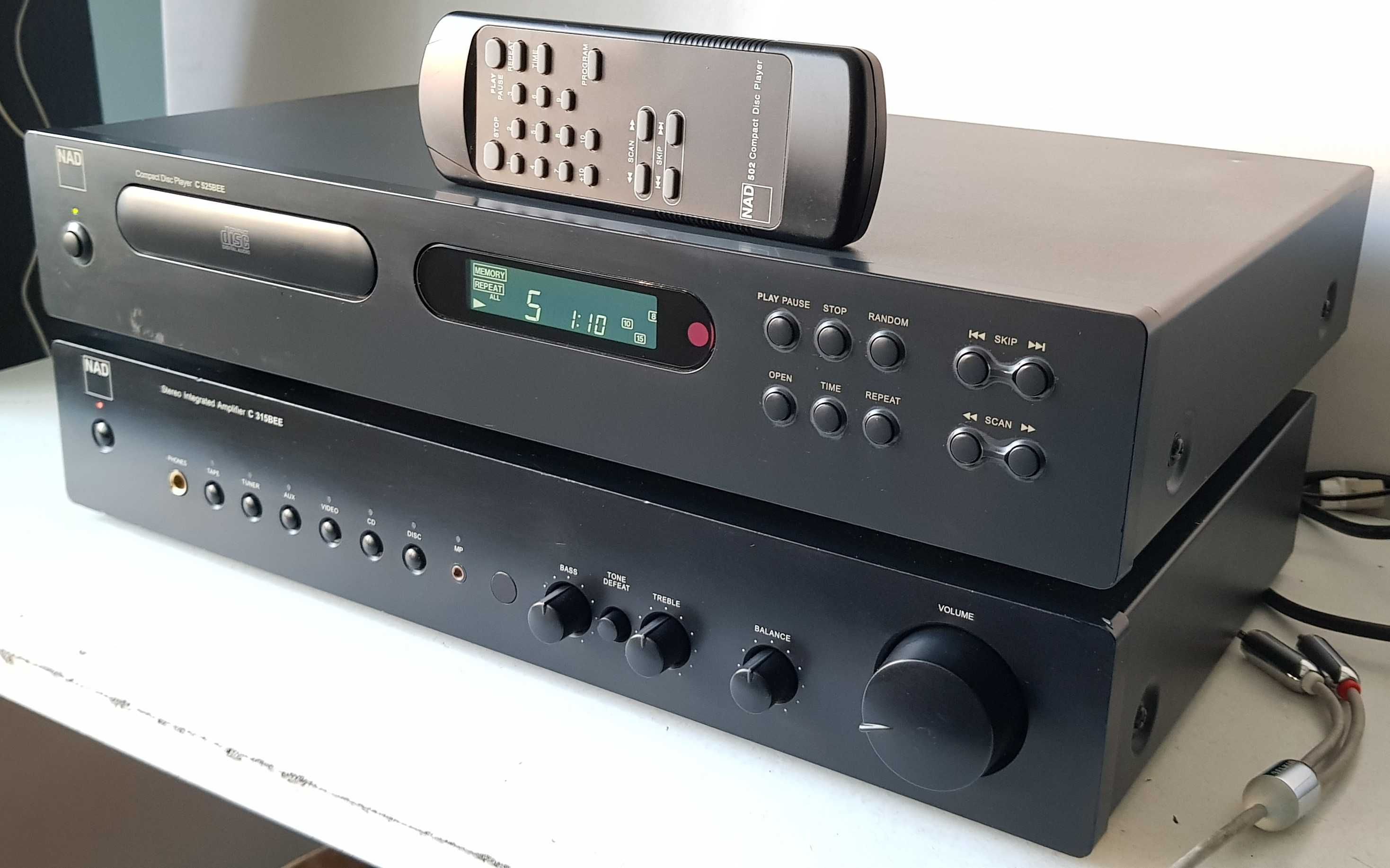 NAD C 525 BEE CD player muzica Audiophile cu telecomanda arta colectie