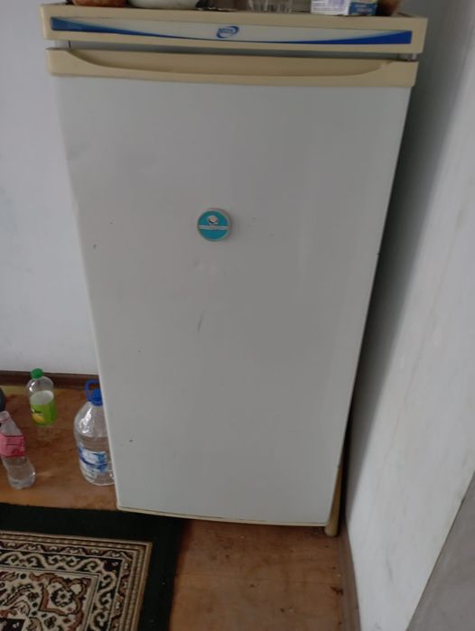 Холодильник сатылады