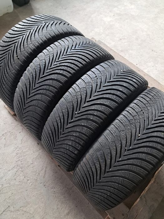 4 anvelope iarnă 205 45 R16 Michelin