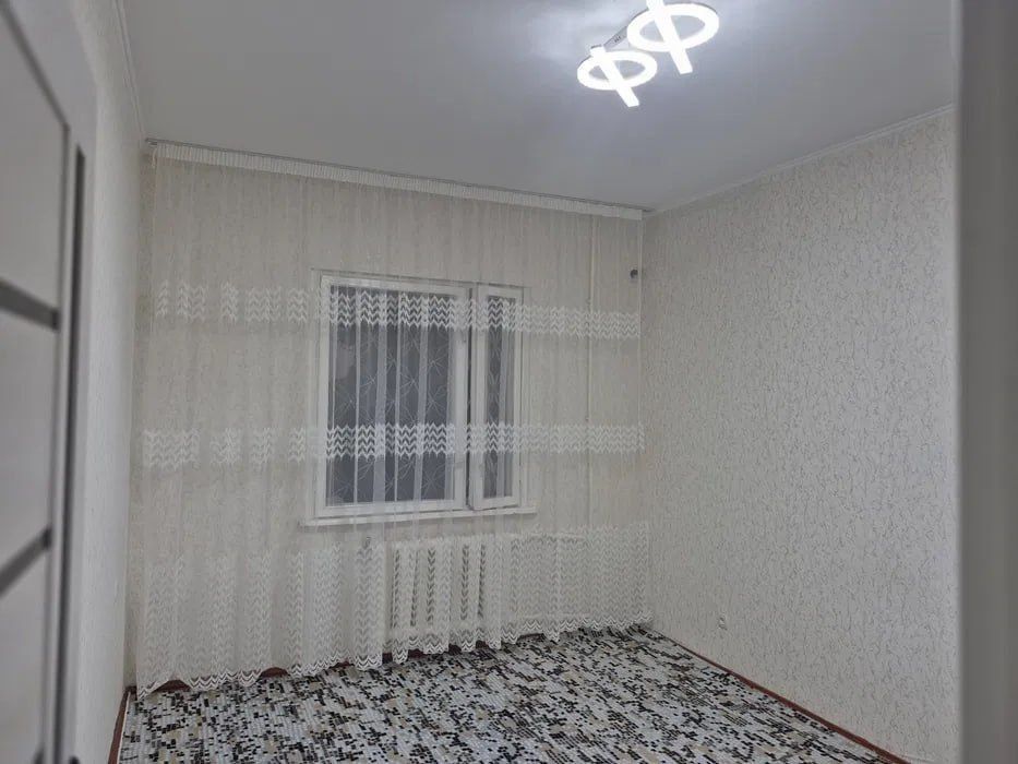 2/2/5 (2-этаж). Сергели 2 (ярмарка). Квартира 61 м², с ремонтом