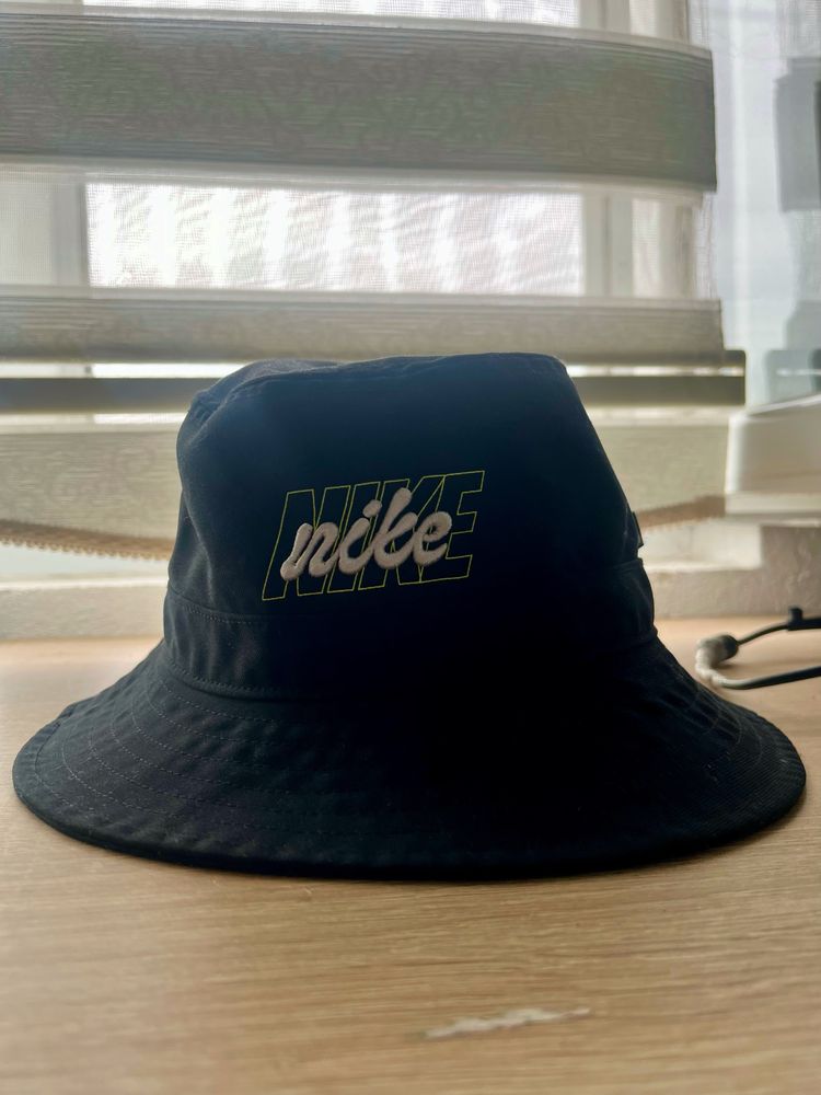 Шапка NIKE