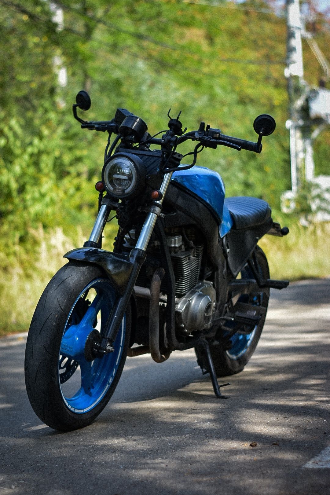 Suzuki gs500 cafe racer