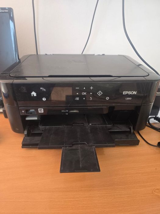 Продам принтер Epson EL850