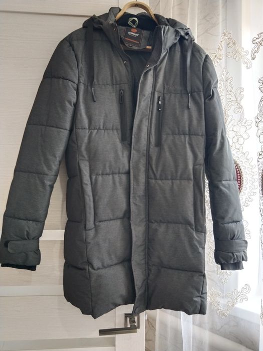 Продам зимнюю куртку Columbia