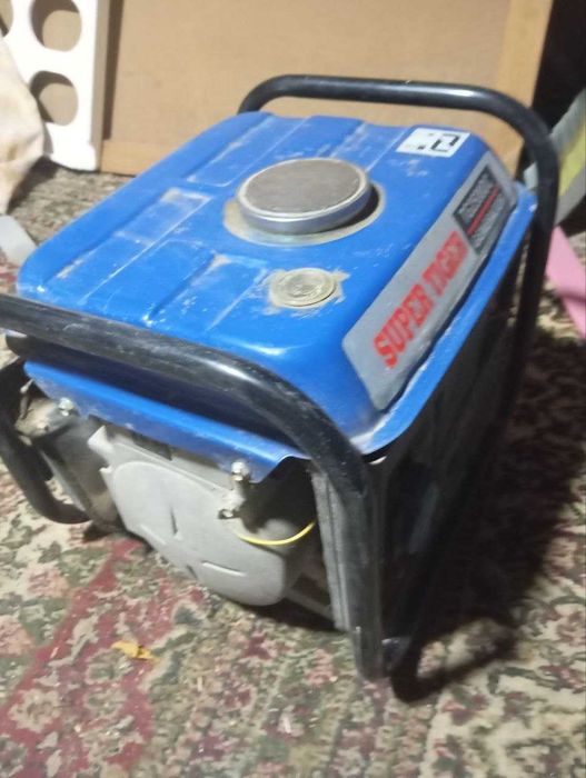 генератор тока маленький  б/у