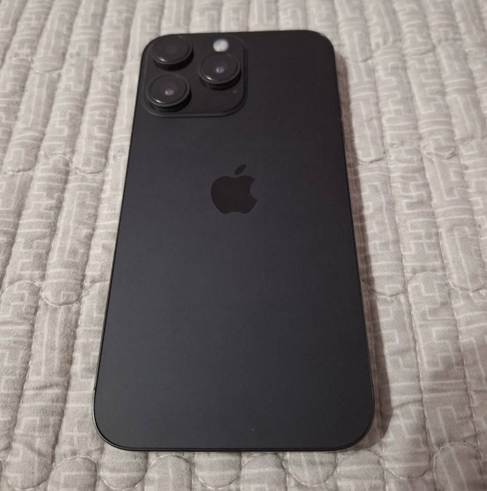 Iphone Xr/ 15pro korpusda
