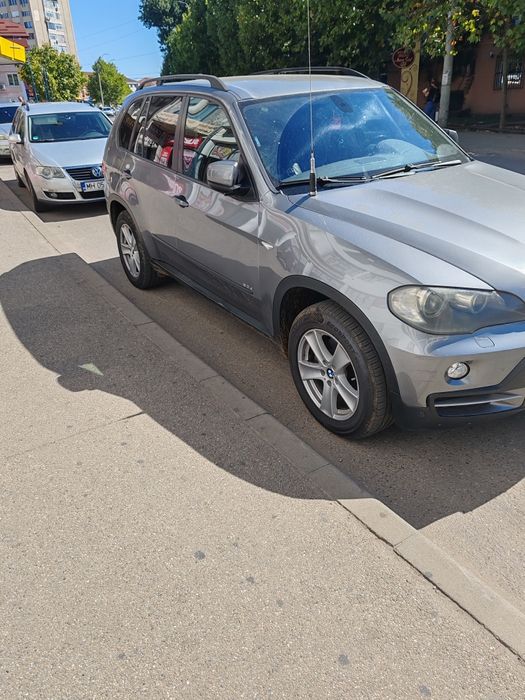 BMW X5 an 2009 vând său schimb