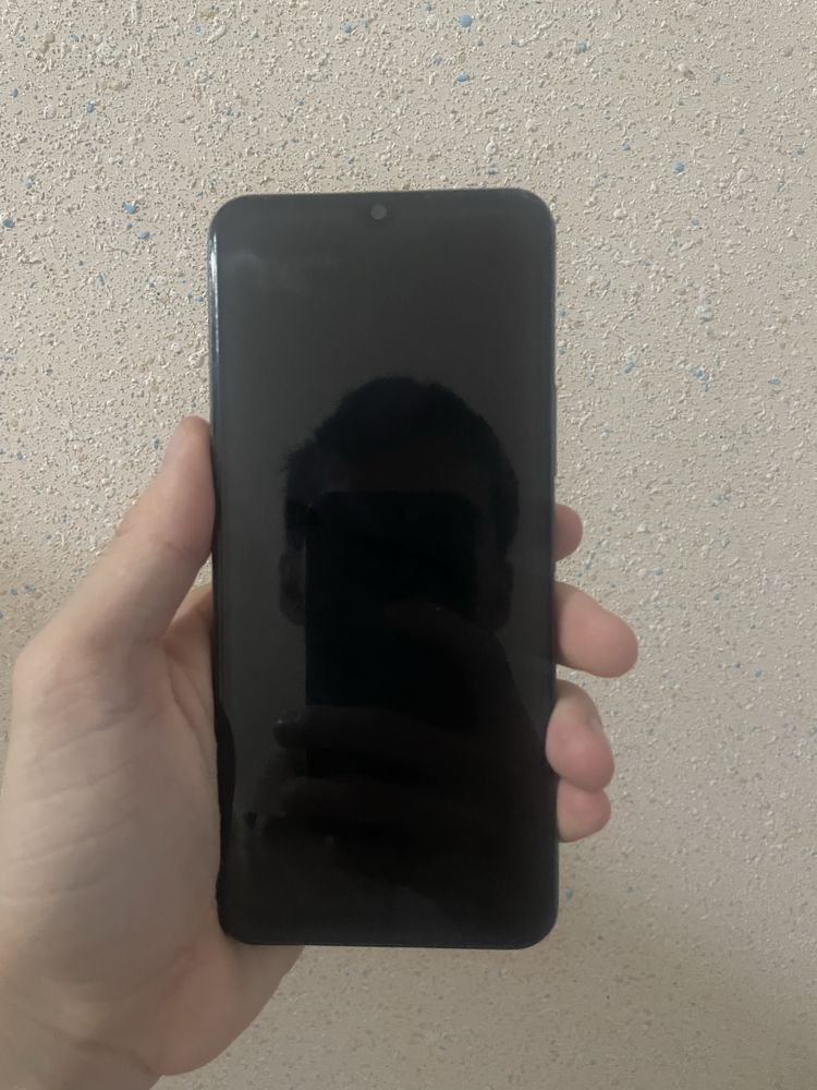 Vivo Y17s  4/128 Гб