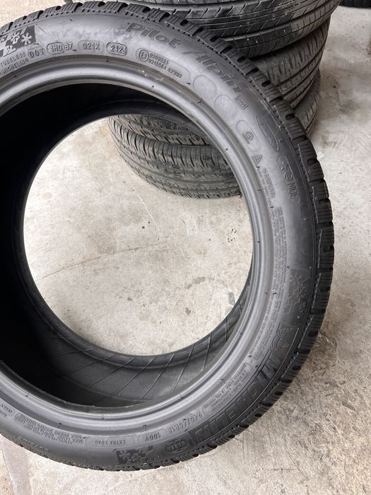 2 anvelope iarna 245/45/18 , michelin , runflat , dot 2023