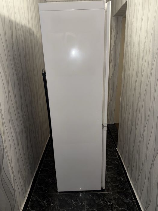 Хладилник с фризер Whirlpool ARC 5550