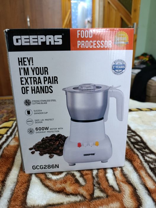 Кофемолка Geepas GCG286N
