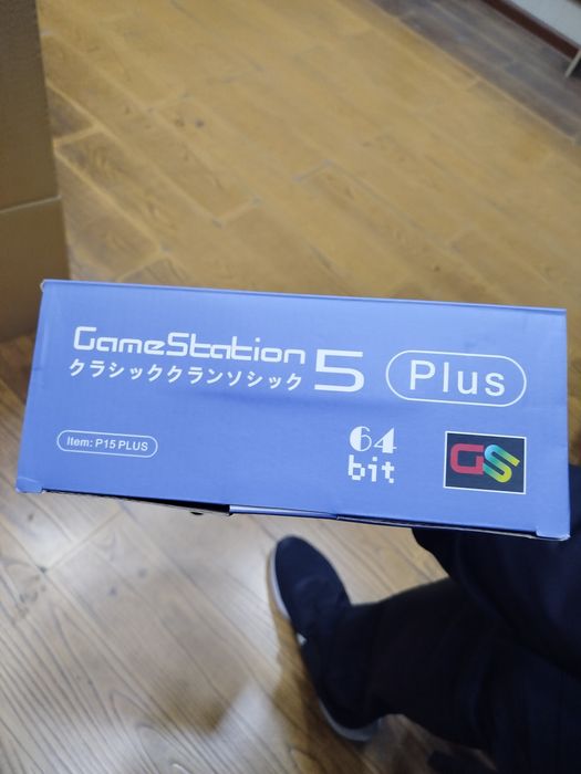 Bu min i playstation p15 plus 64 bitli, 6000 õyin bor, 3D