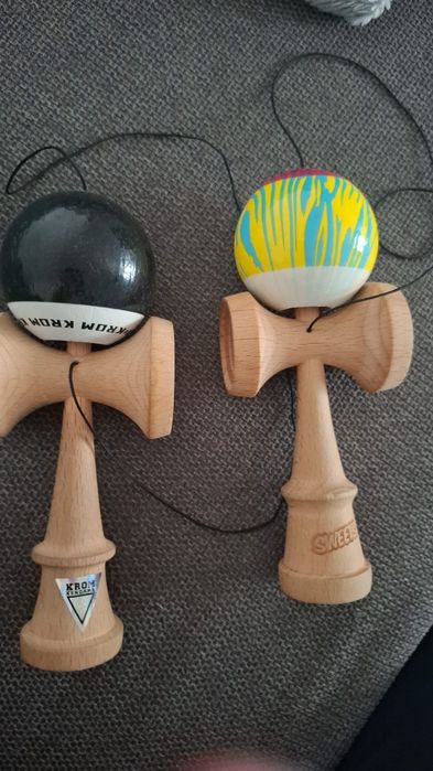Vand kendama sweets sau krom. Pretul este pentru amandoua.
