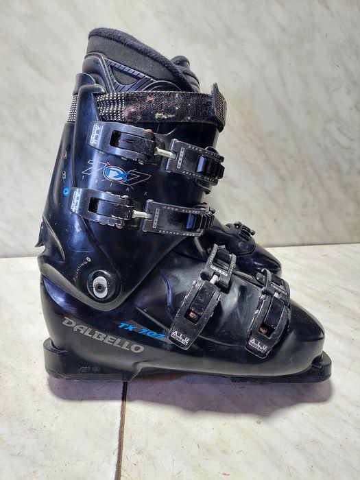 Clapari ski schi  Dalbello mondo  26  corespunde mărimii 40